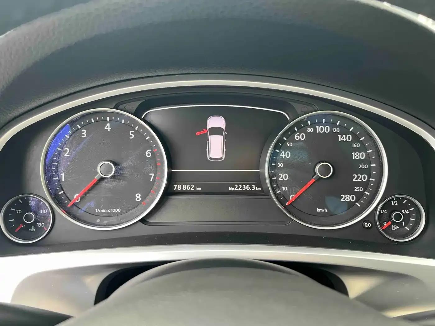 2011 Touareg 3.0TSI Comfort — миниатюра 15