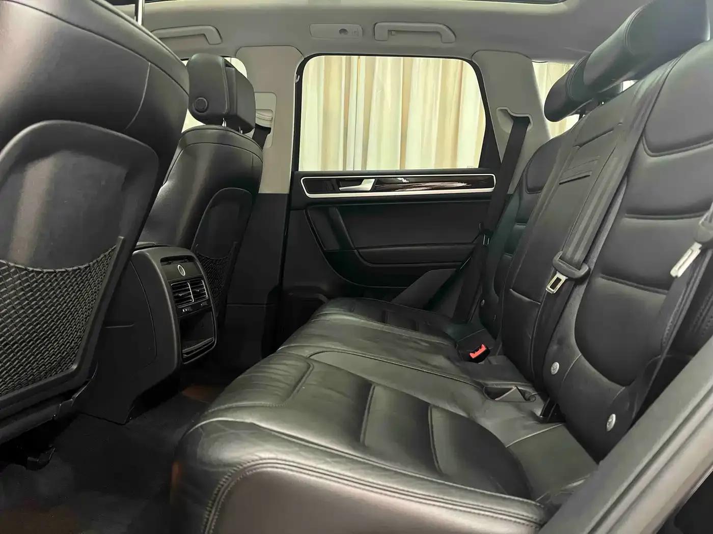 2011 Touareg 3.0TSI Comfort — миниатюра 17