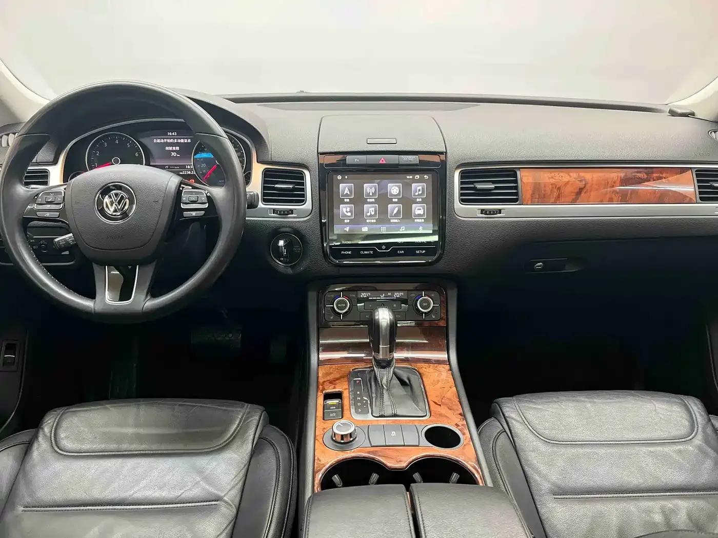 2011 Touareg 3.0TSI Comfort — миниатюра 8