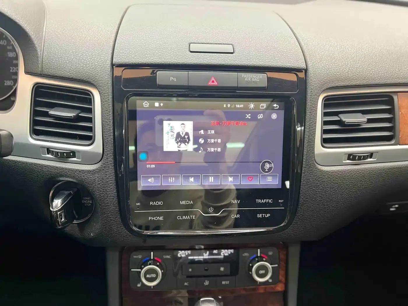 2011 Touareg 3.0TSI Comfort — миниатюра 9