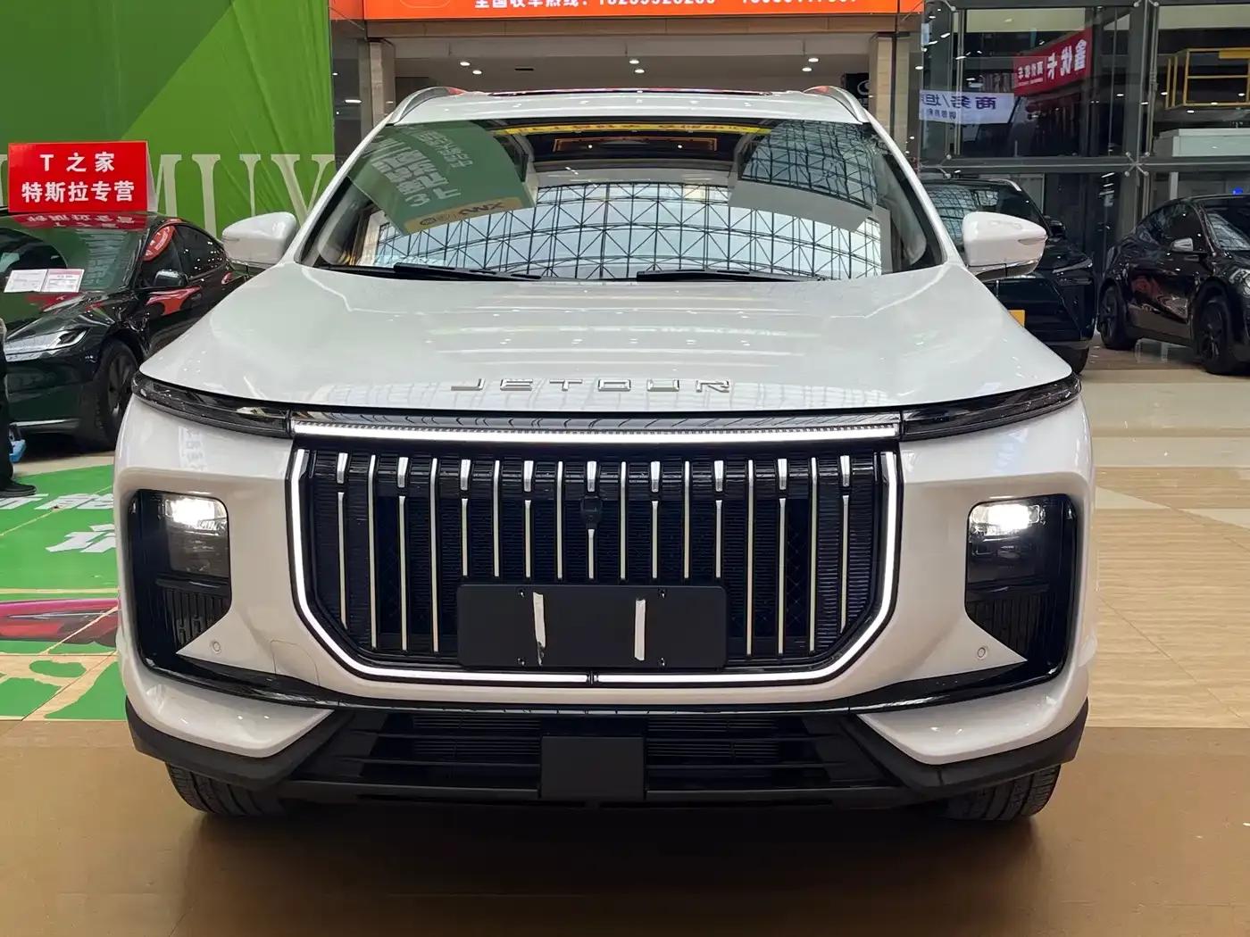 Jetour X90 C-DM 2025 Luxury Edition 7-Seater — миниатюра 2
