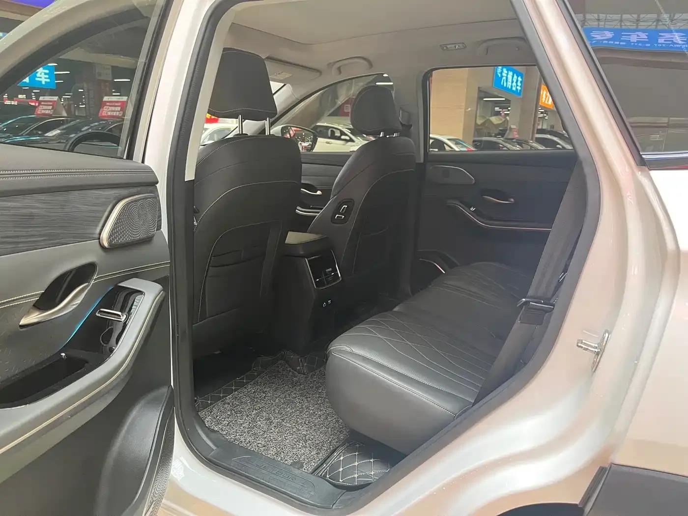 Jetour X90 C-DM 2025 Luxury Edition 7-Seater — миниатюра 11