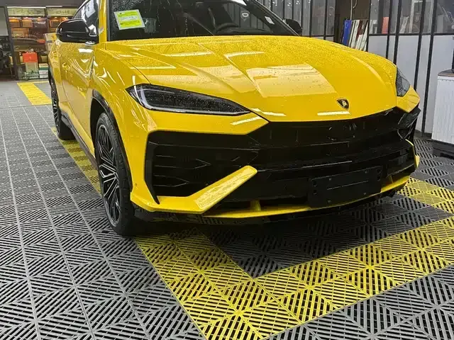 2025 Urus SE 4.0T Standard Edition
