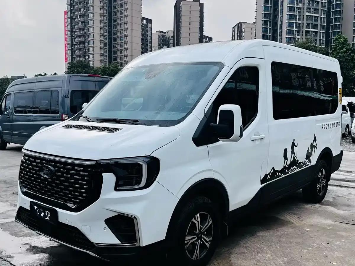 Ford Transit T8 2024 T8 2.3T Diesel Manual Mid-Wheelbase Mid-Roof 9-Seater Business Travel Edition 2/2/2/3 — миниатюра 1