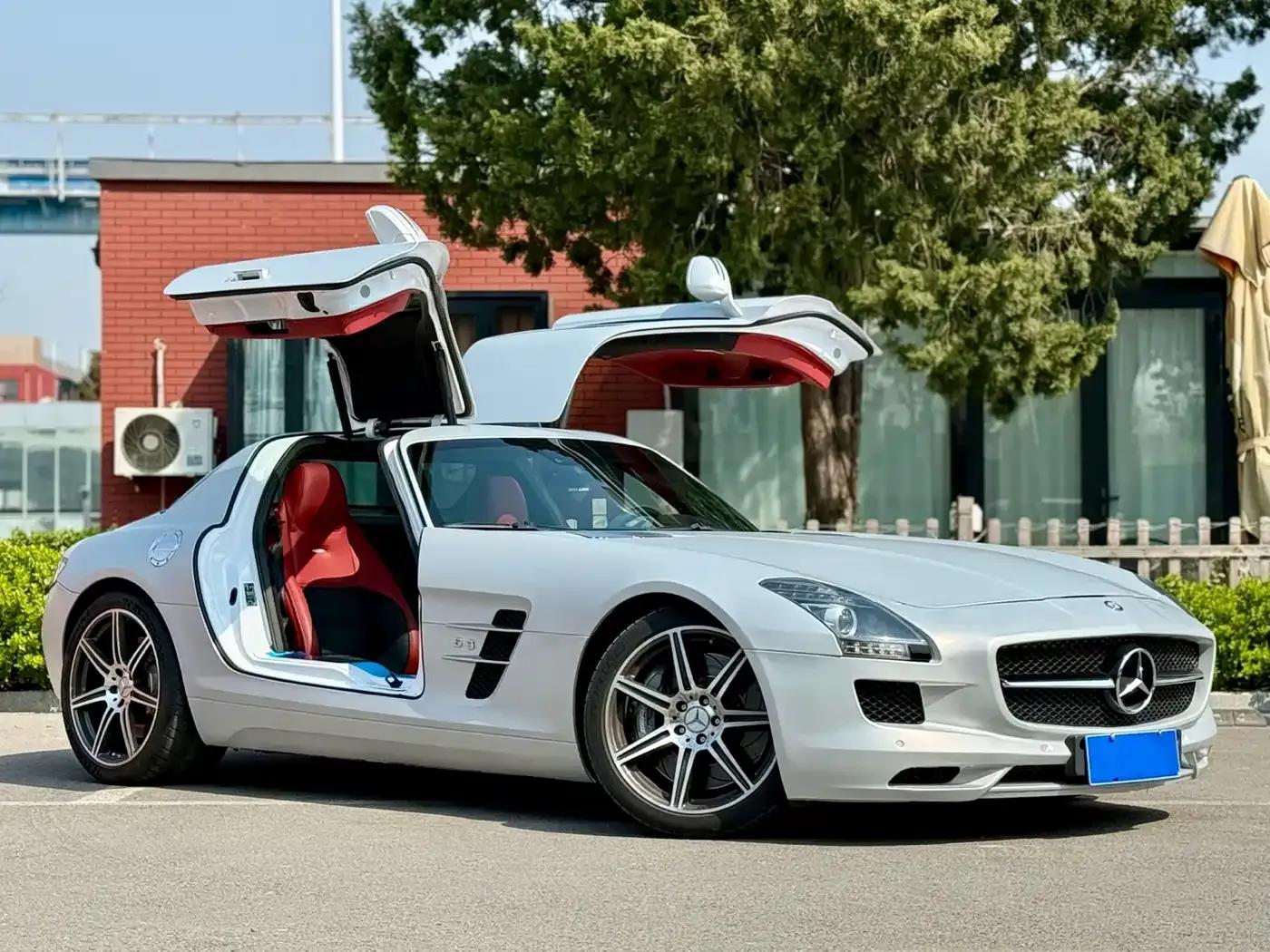 2011 Mercedes-Benz SLS AMG — миниатюра 1