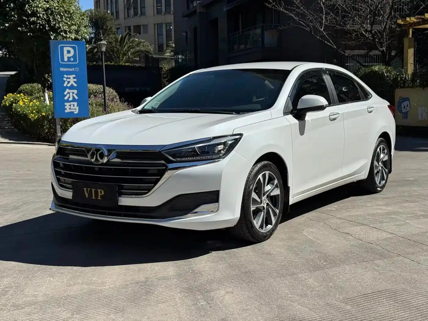 Beijing U7 2019 1.5T Manual Elite Edition (National V Emission Standard) — миниатюра 1