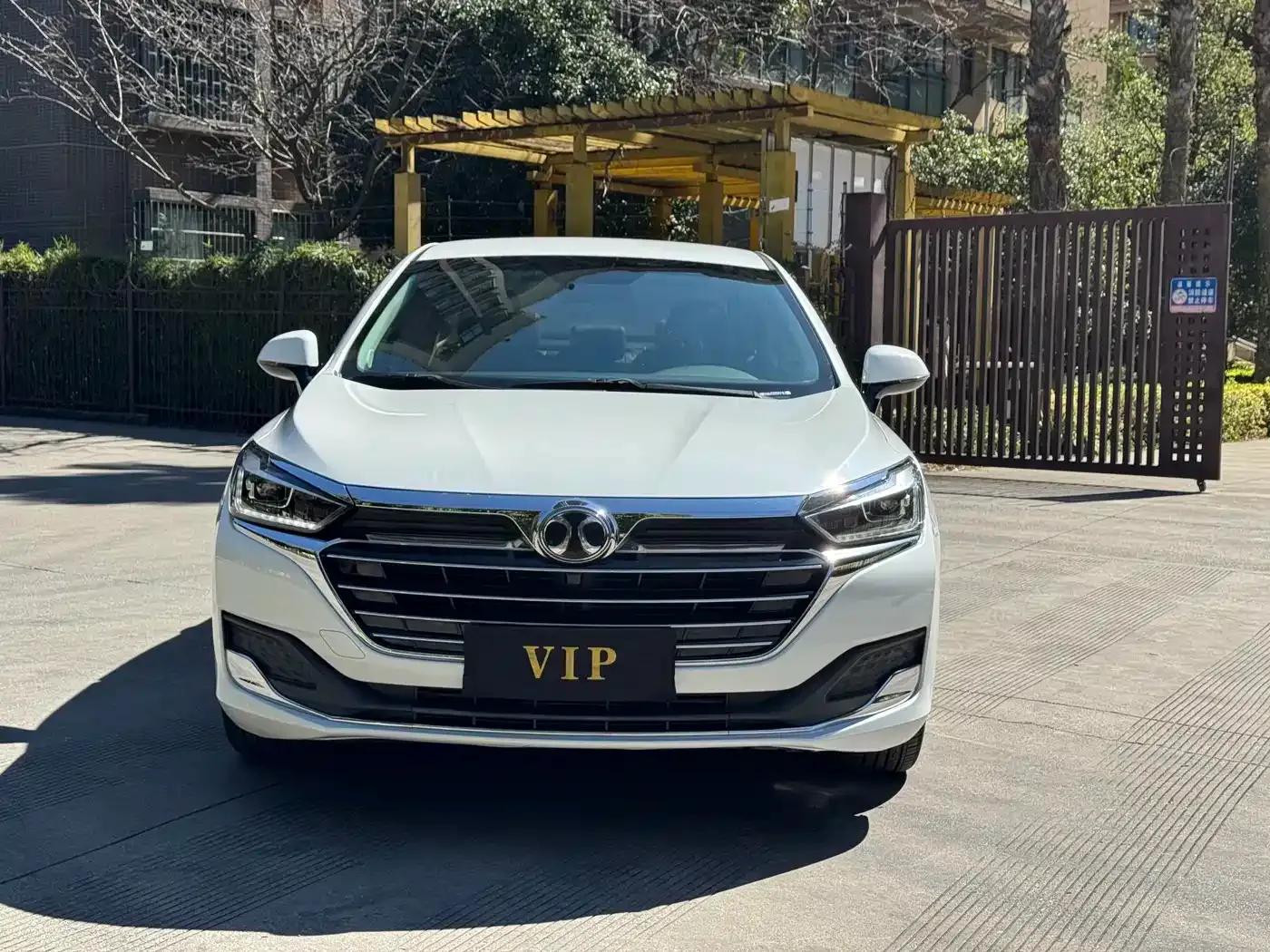 Beijing U7 2019 1.5T Manual Elite Edition (National V Emission Standard) — миниатюра 2