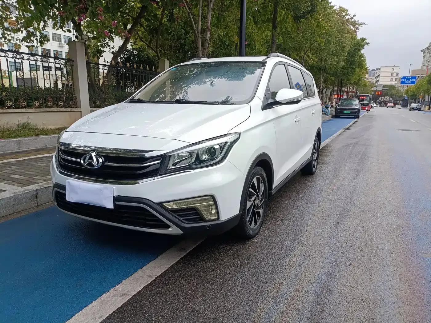 Changan Oushang A800 2018 1.6L Manual Smart Network Model — миниатюра 1