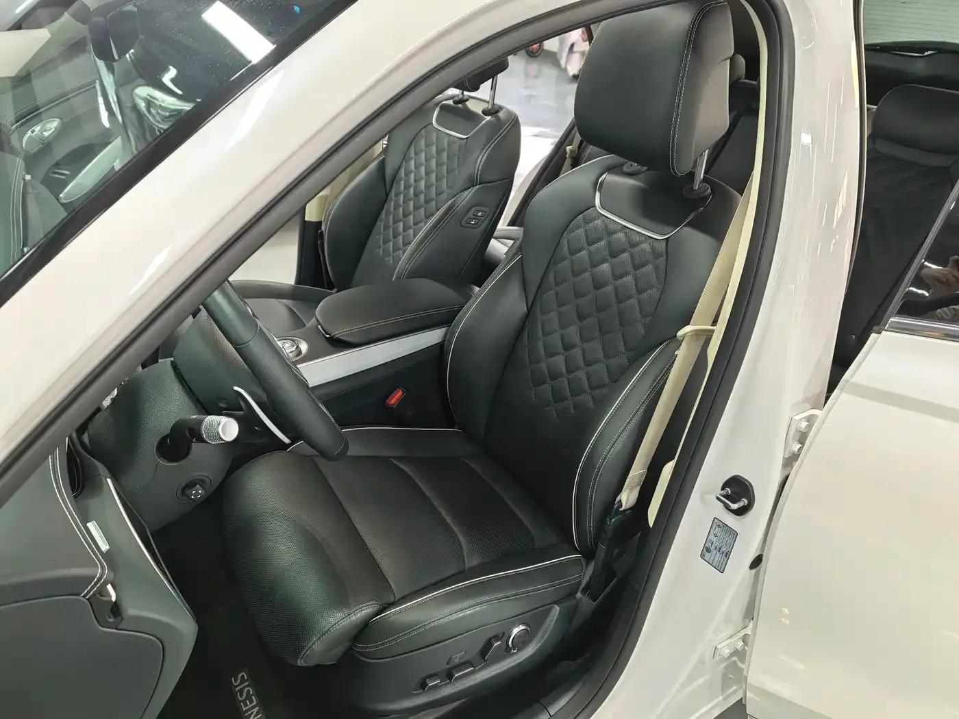Genesis GV70 EV 2023 Model - Flagship Edition — миниатюра 16