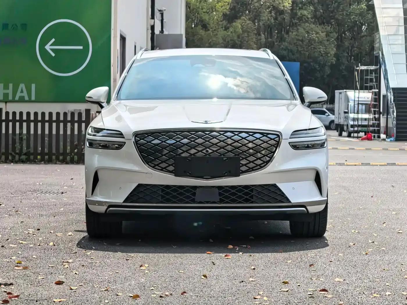 Genesis GV70 EV 2023 Model - Flagship Edition — миниатюра 6