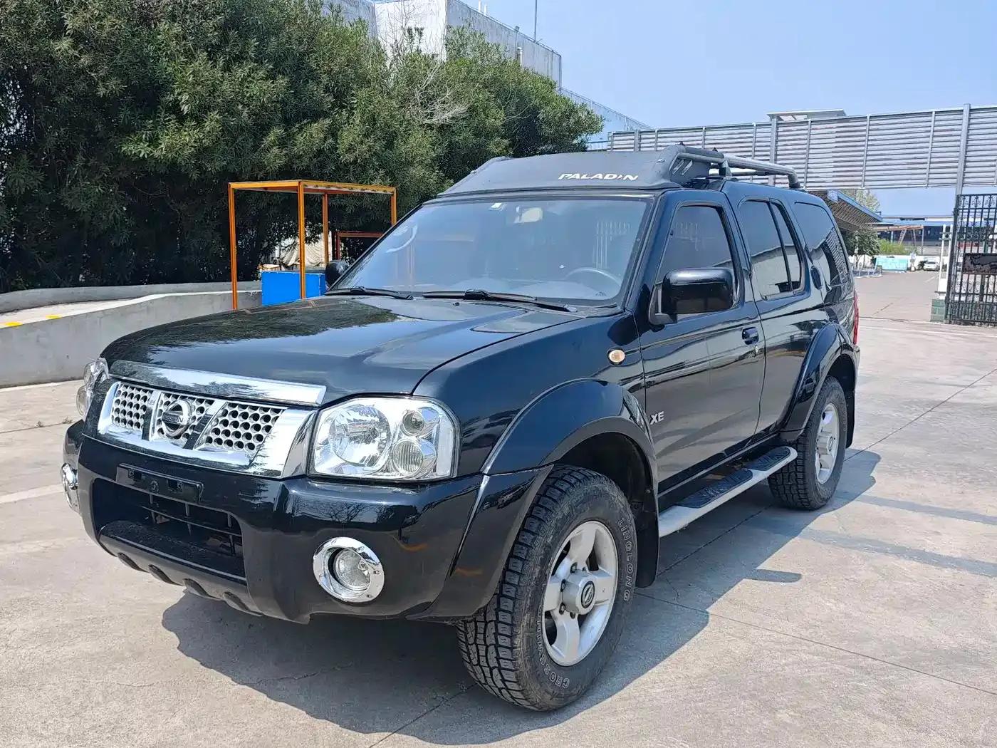 Nissan Paladin 2008 2.4L 2WD Standard Edition — миниатюра 1