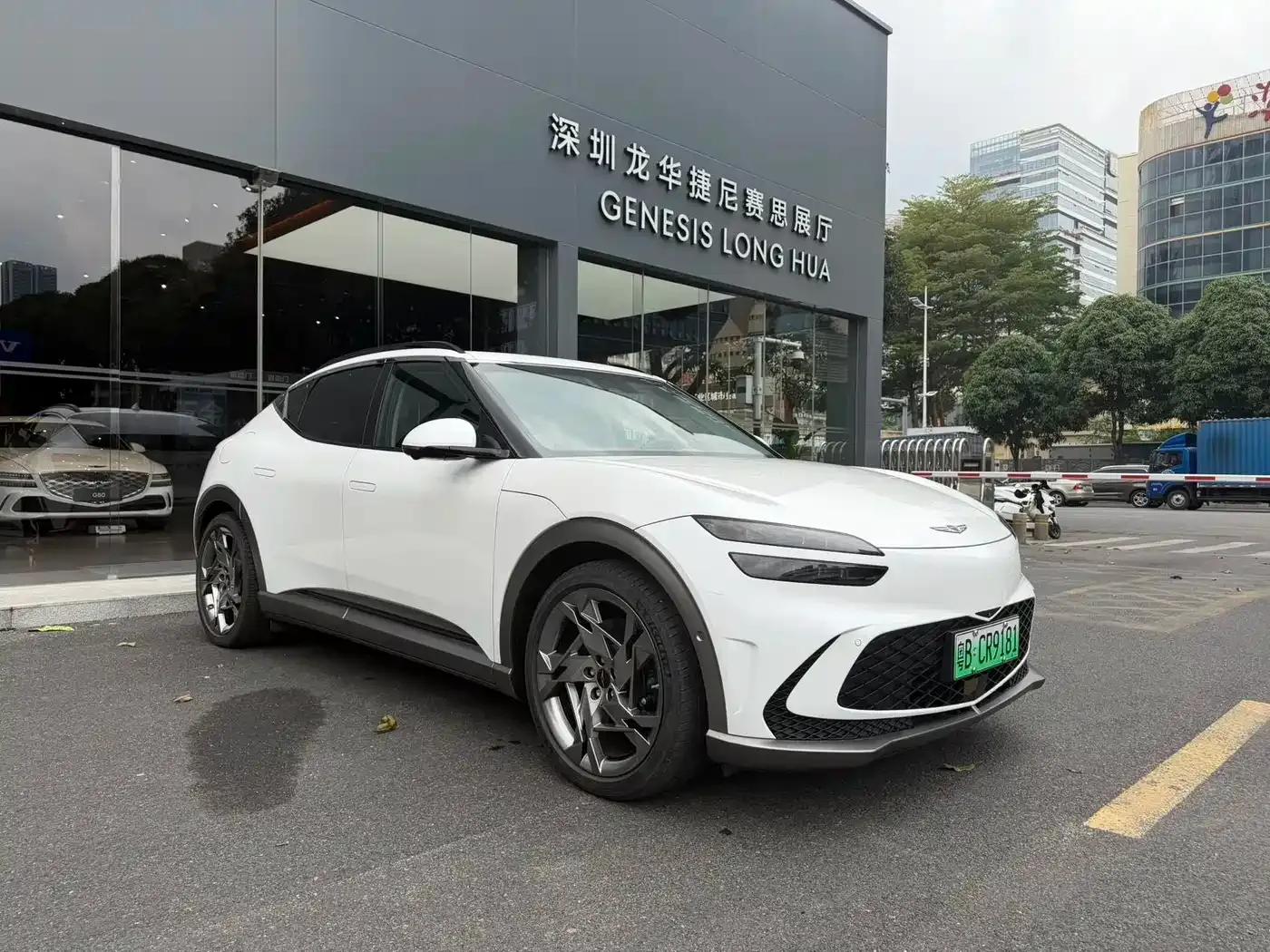 Genesis GV60 2023 Dual Motor All-Wheel Drive High-Performance Flagship Edition — миниатюра 2