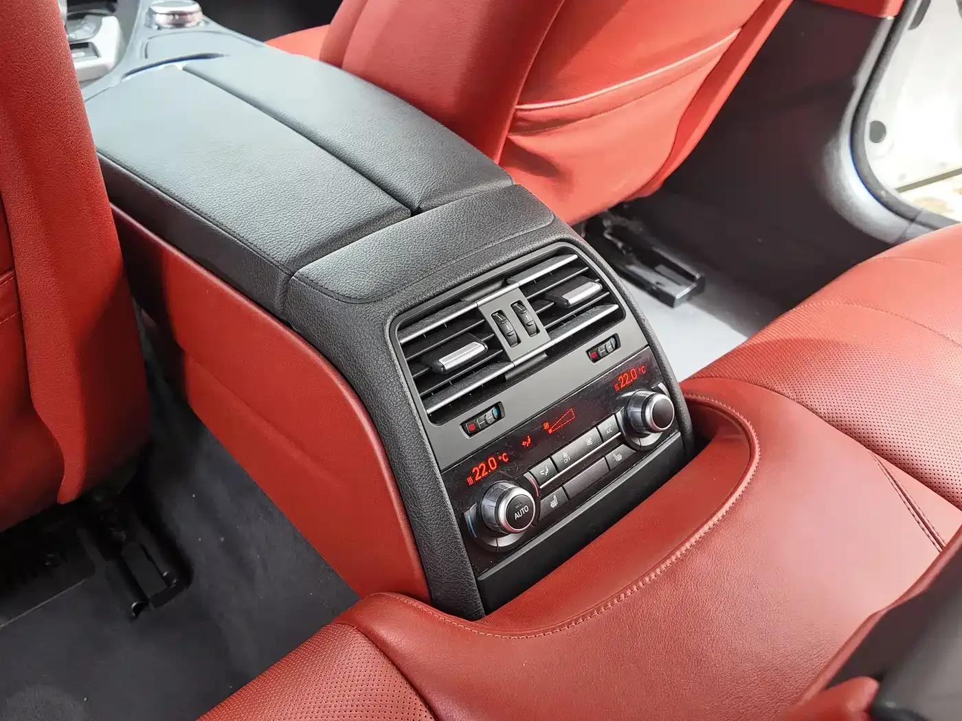 2015 BMW M6 Gran Coupe — миниатюра 12