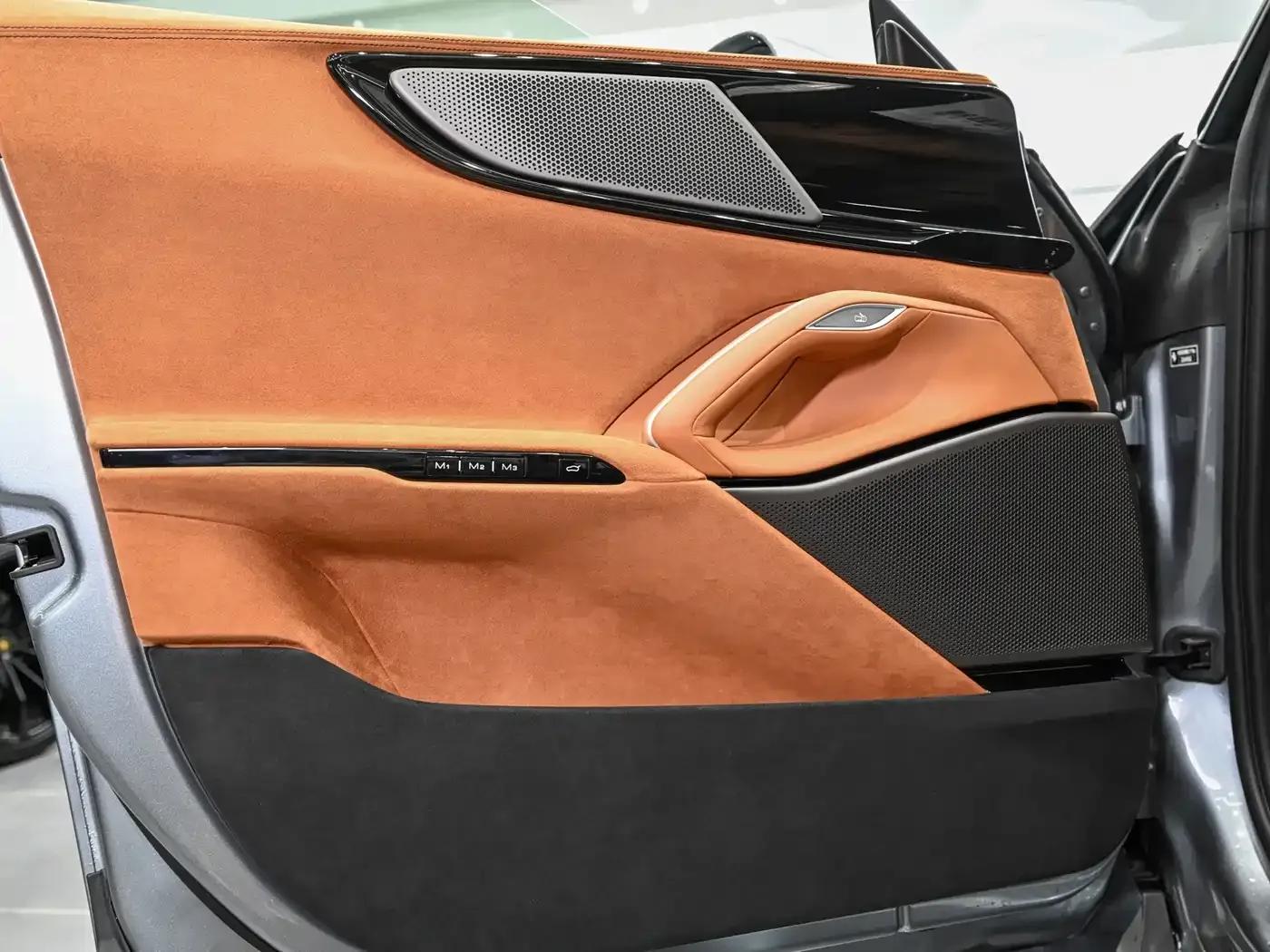 2023 Purosangue 6.5L V12 — миниатюра 13
