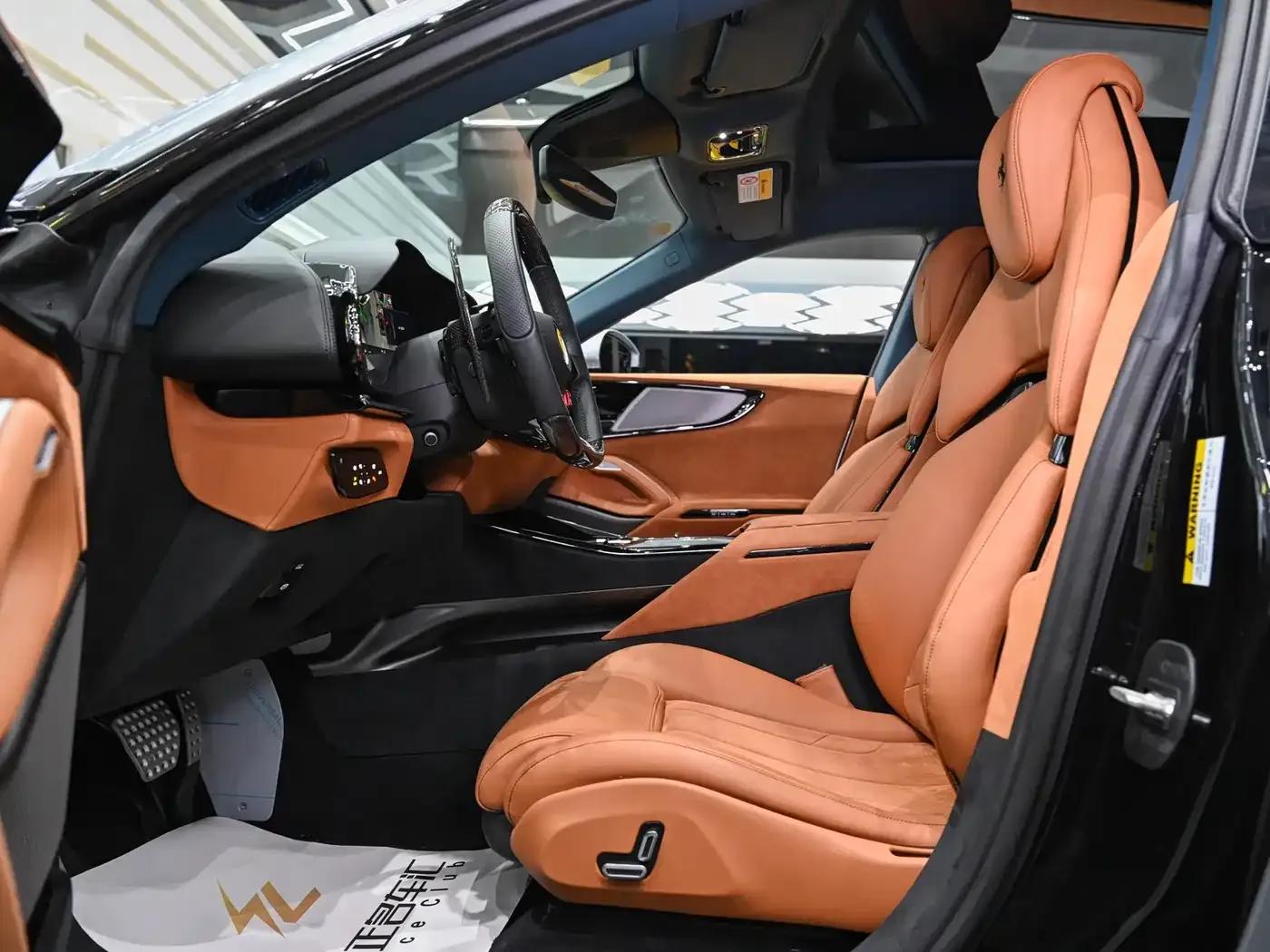 2023 Purosangue 6.5L V12 — миниатюра 9