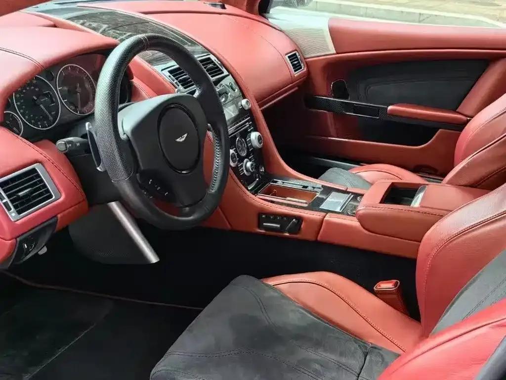 Aston Martin DBS 2009 6.0 Touchtronic Coupe — миниатюра 3
