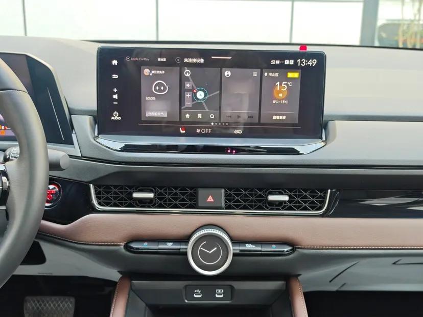 Honda Inspire New Energy 2023 ePHEV Prestige Edition — миниатюра 12