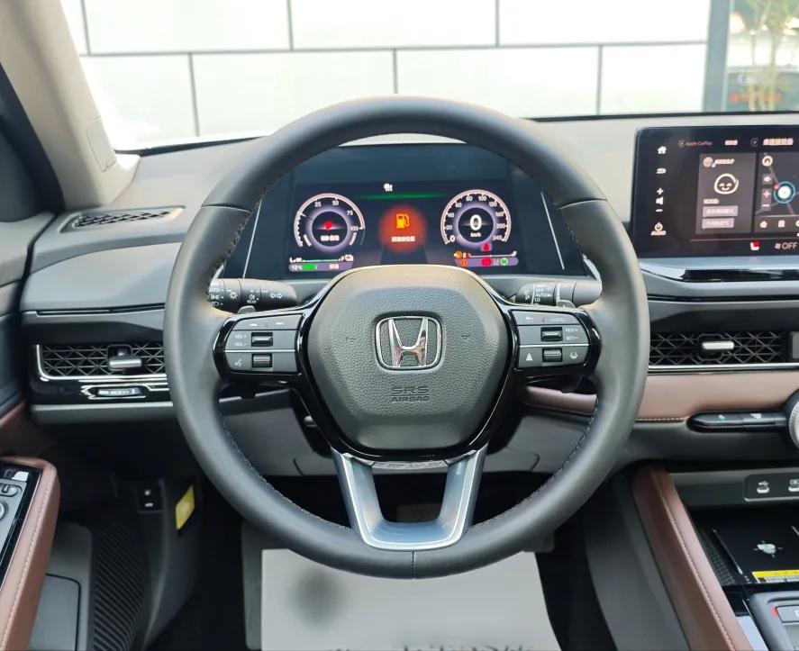 Honda Inspire New Energy 2023 ePHEV Prestige Edition — миниатюра 10