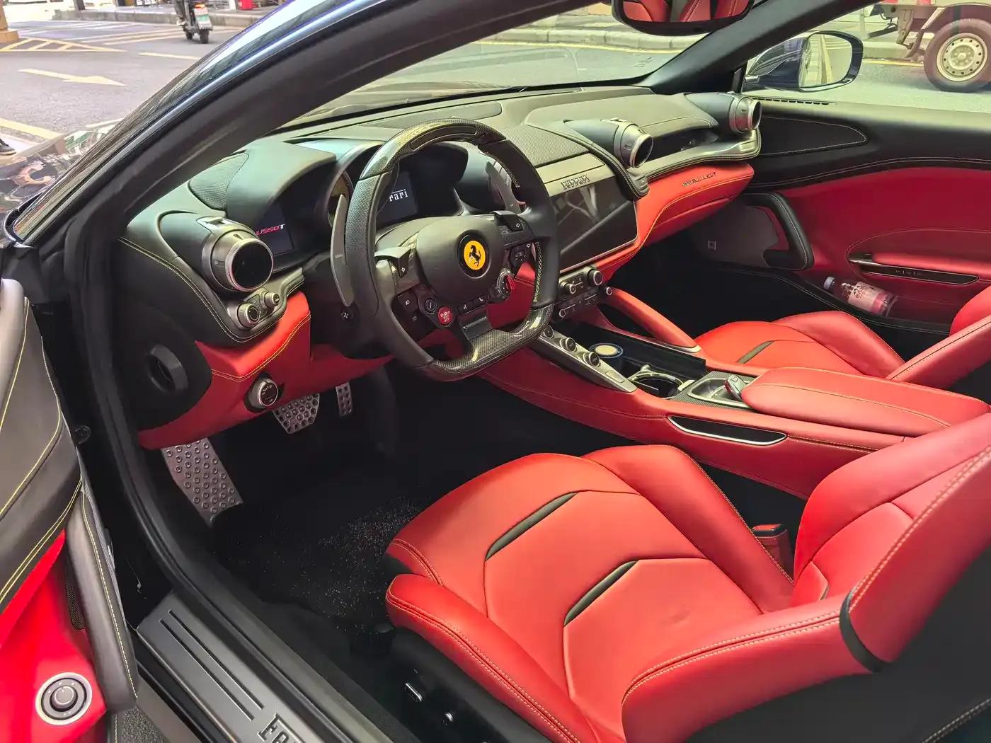 2017 GTC4Lusso 3.9T V8 — миниатюра 6