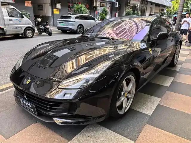 2017 GTC4Lusso 3.9T V8