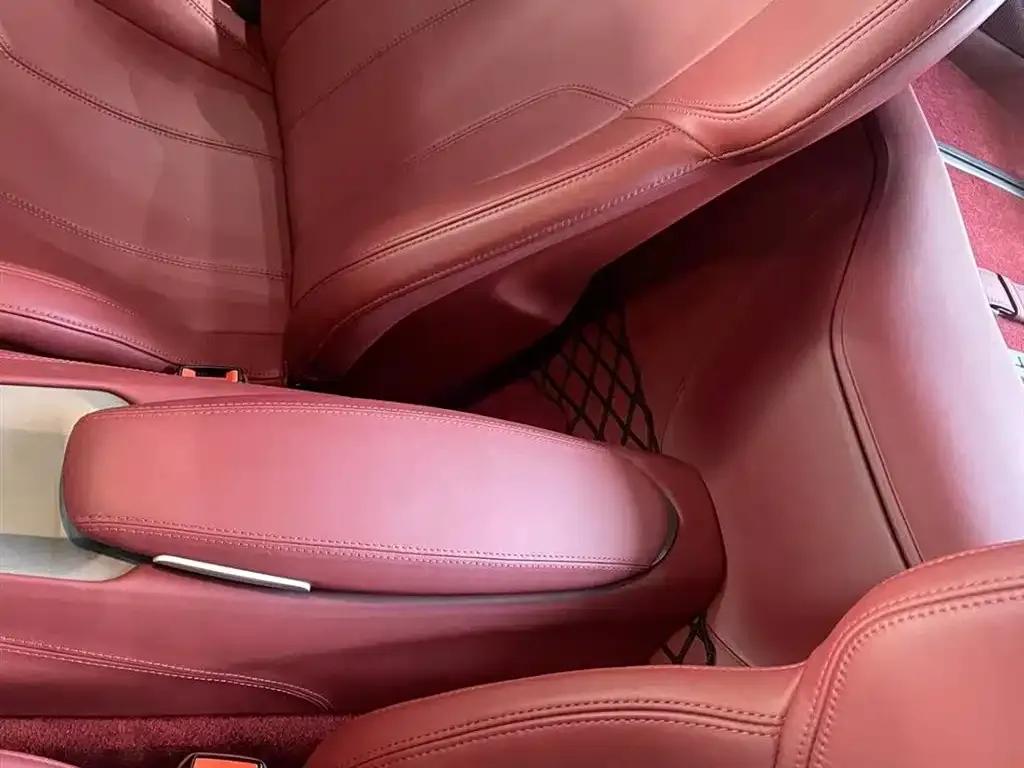 2013 F12berlinetta 6.3L Standard Model — миниатюра 8