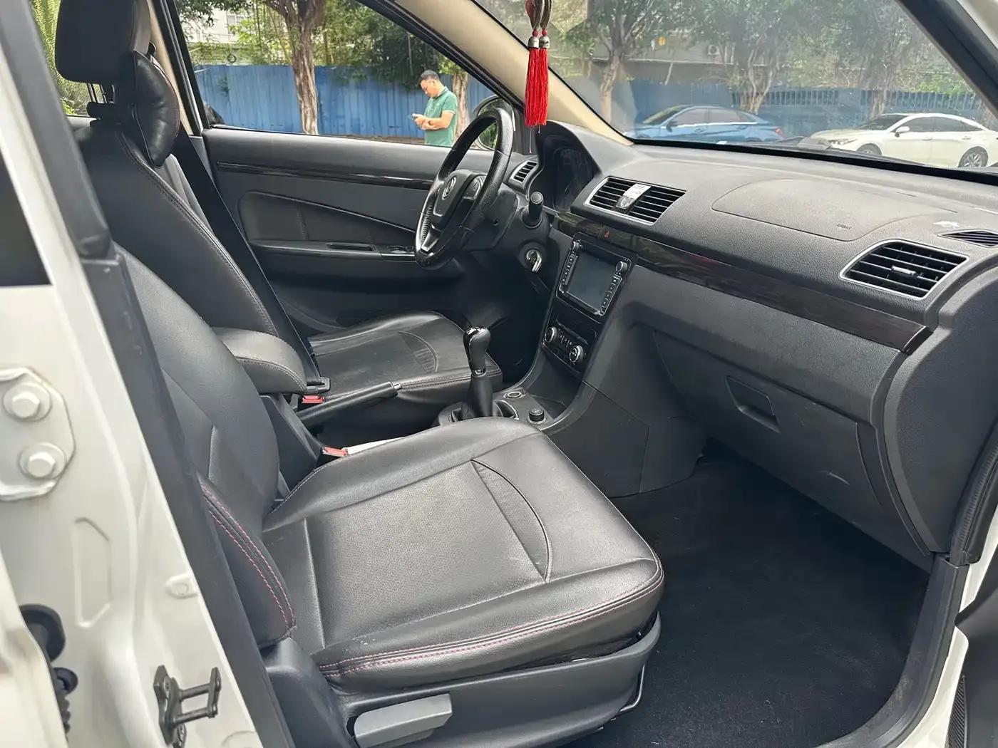 Fengguang 370 2016 Model 1.5L Manual Standard II 7-Seater — миниатюра 8