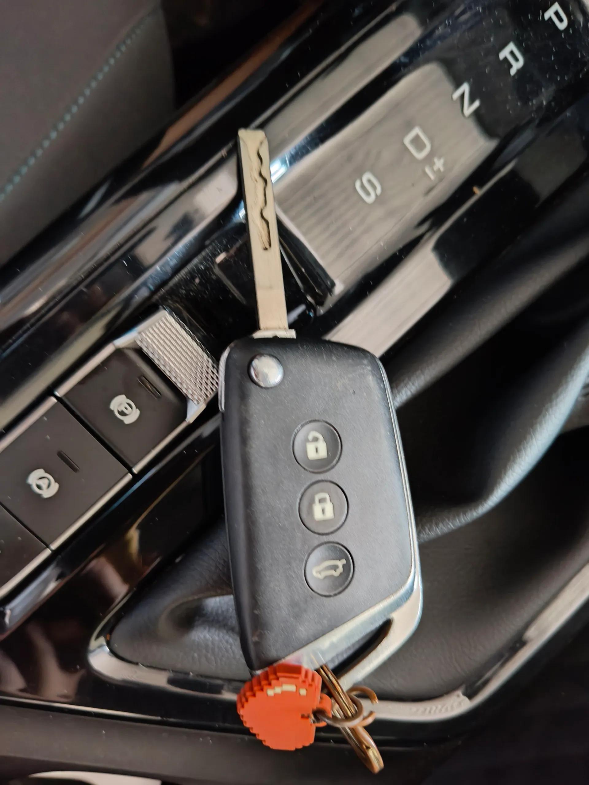 Baojun RC-5 2020 1.5L CVT Smart Elite Edition — миниатюра 12
