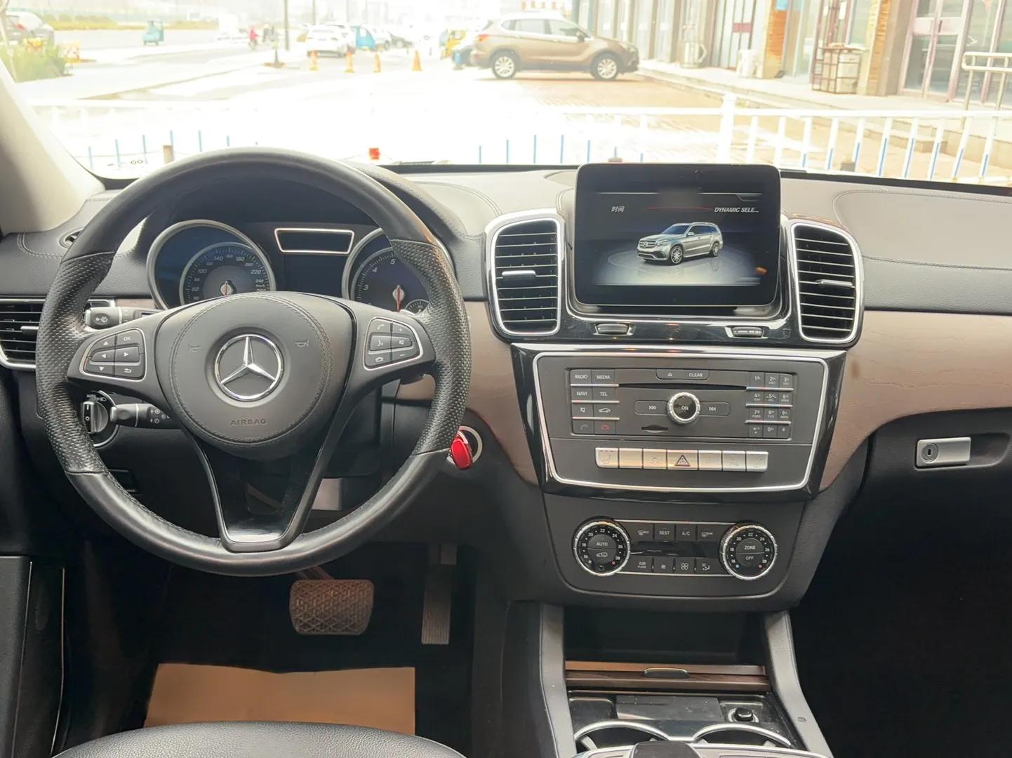 BAIC Off-Road BJ90 2021 4.0T Prestige Edition — миниатюра 18