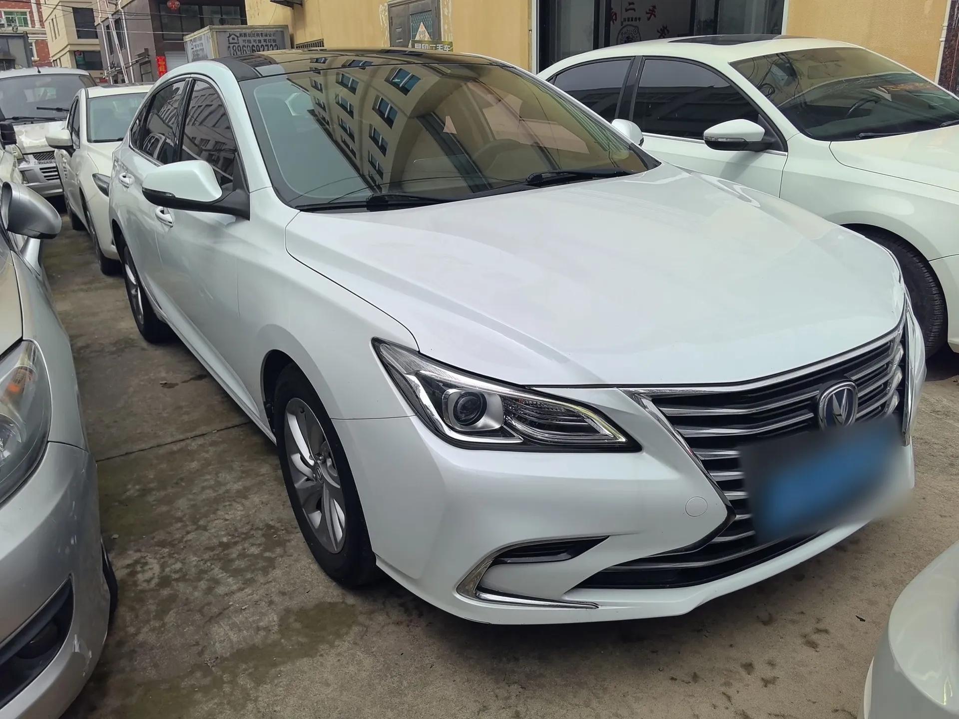 CHANGAN Raeton CC 2018 1.5T Manual Elegant Starry Edition China V Standard — миниатюра 3