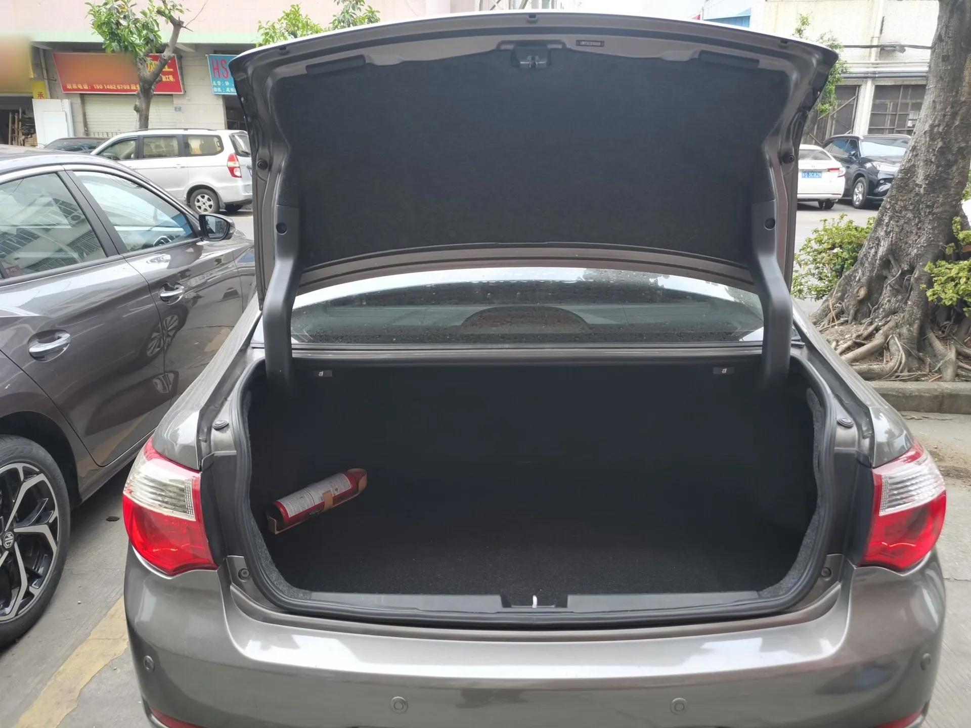 Great Wall C50 2013 1.5T Manual Elite Edition — миниатюра 21