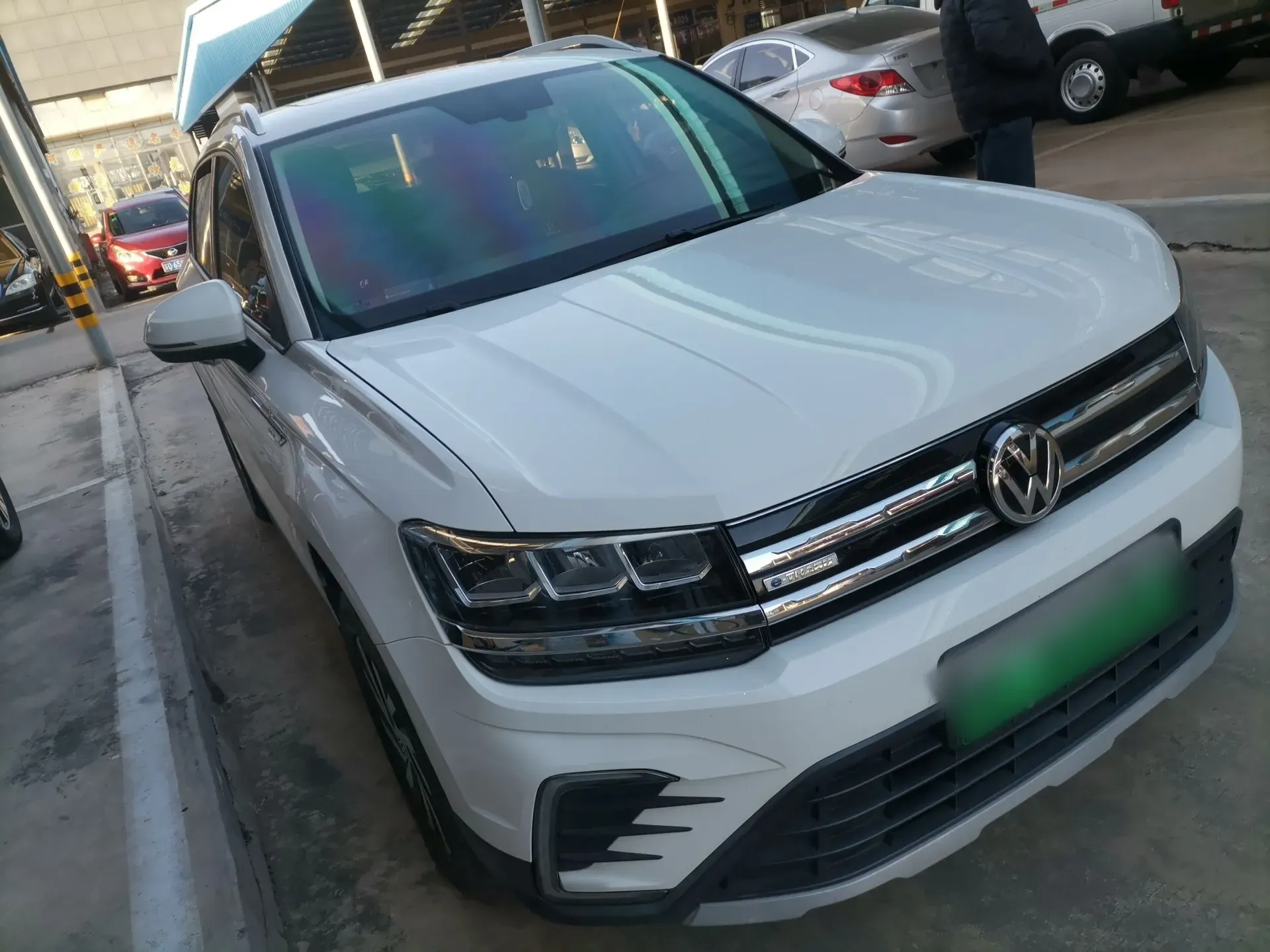 Volkswagen Tharu New Energy 2021 Panoramic Deluxe Edition — миниатюра 4