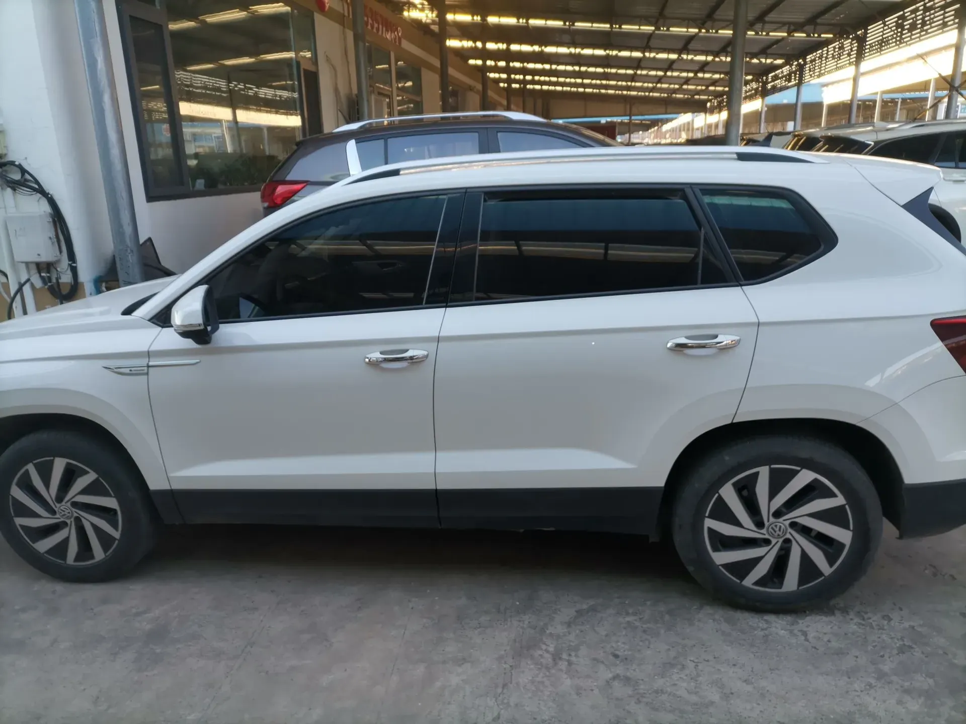 Volkswagen Tharu New Energy 2021 Panoramic Deluxe Edition — миниатюра 5