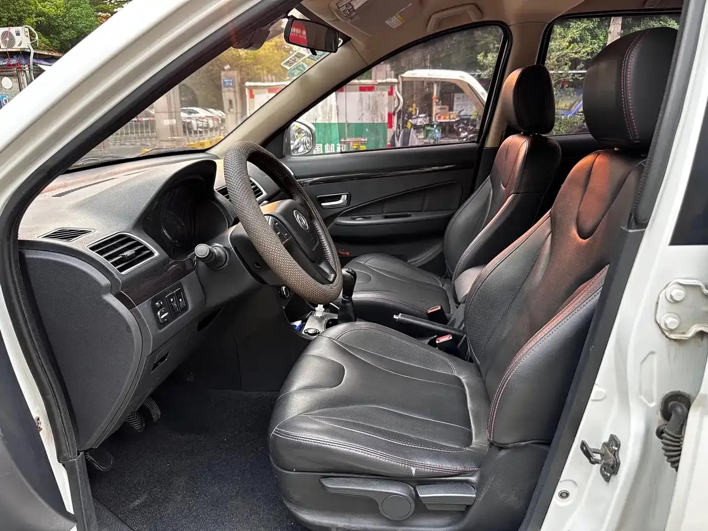 Fengguang 370 2016 Model 1.5L Manual Premium 7-Seater — миниатюра 12