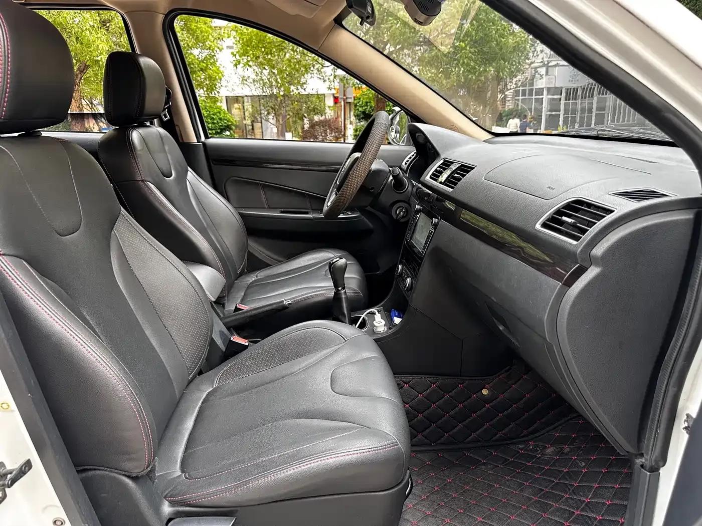 Fengguang 370 2016 Model 1.5L Manual Premium 7-Seater — миниатюра 20