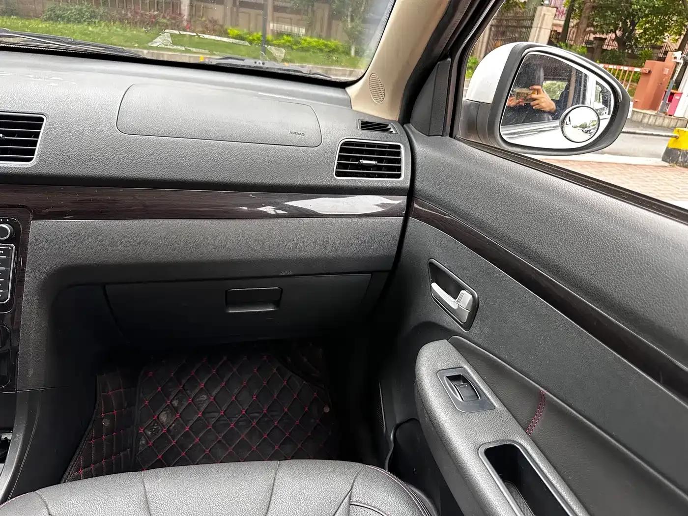 Fengguang 370 2016 Model 1.5L Manual Premium 7-Seater — миниатюра 22