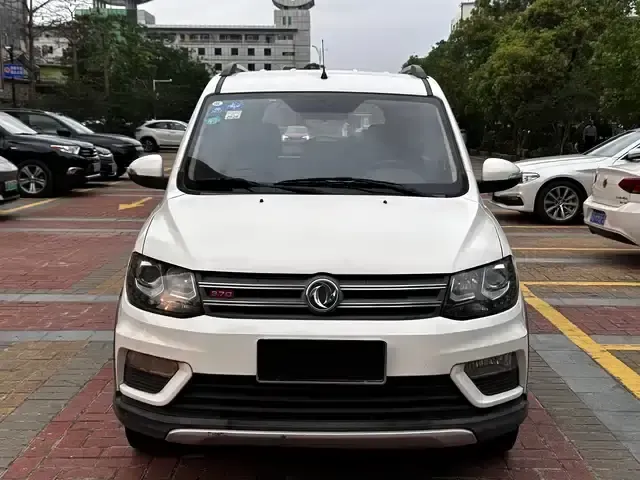 Fengguang 370 2016 Model 1.5L Manual Premium 7-Seater