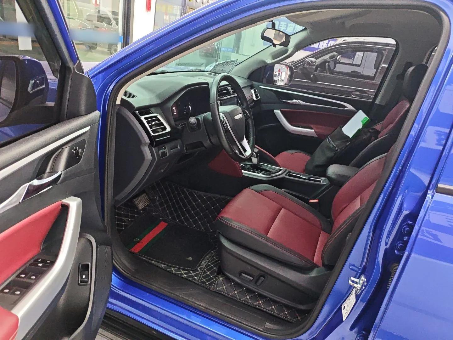 SAIC MAXUS Xingji 2023 Starry L 2.0T Diesel Automatic 2WD Elite Edition Long Bed — миниатюра 19