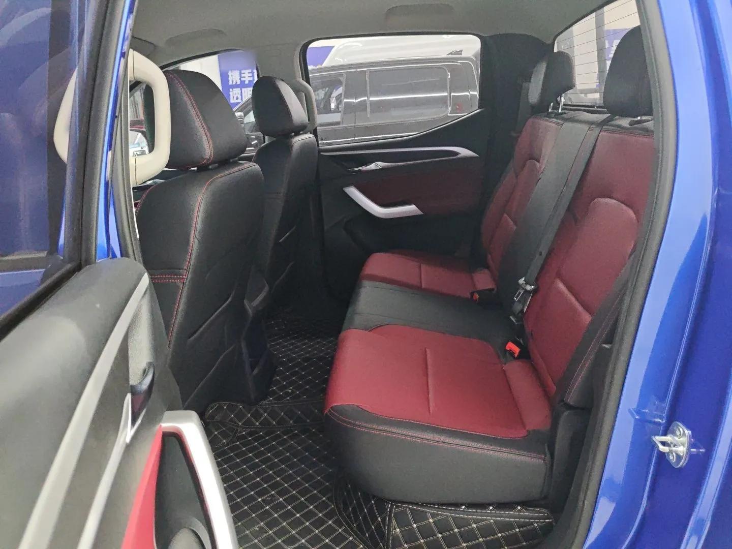 SAIC MAXUS Xingji 2023 Starry L 2.0T Diesel Automatic 2WD Elite Edition Long Bed — миниатюра 20
