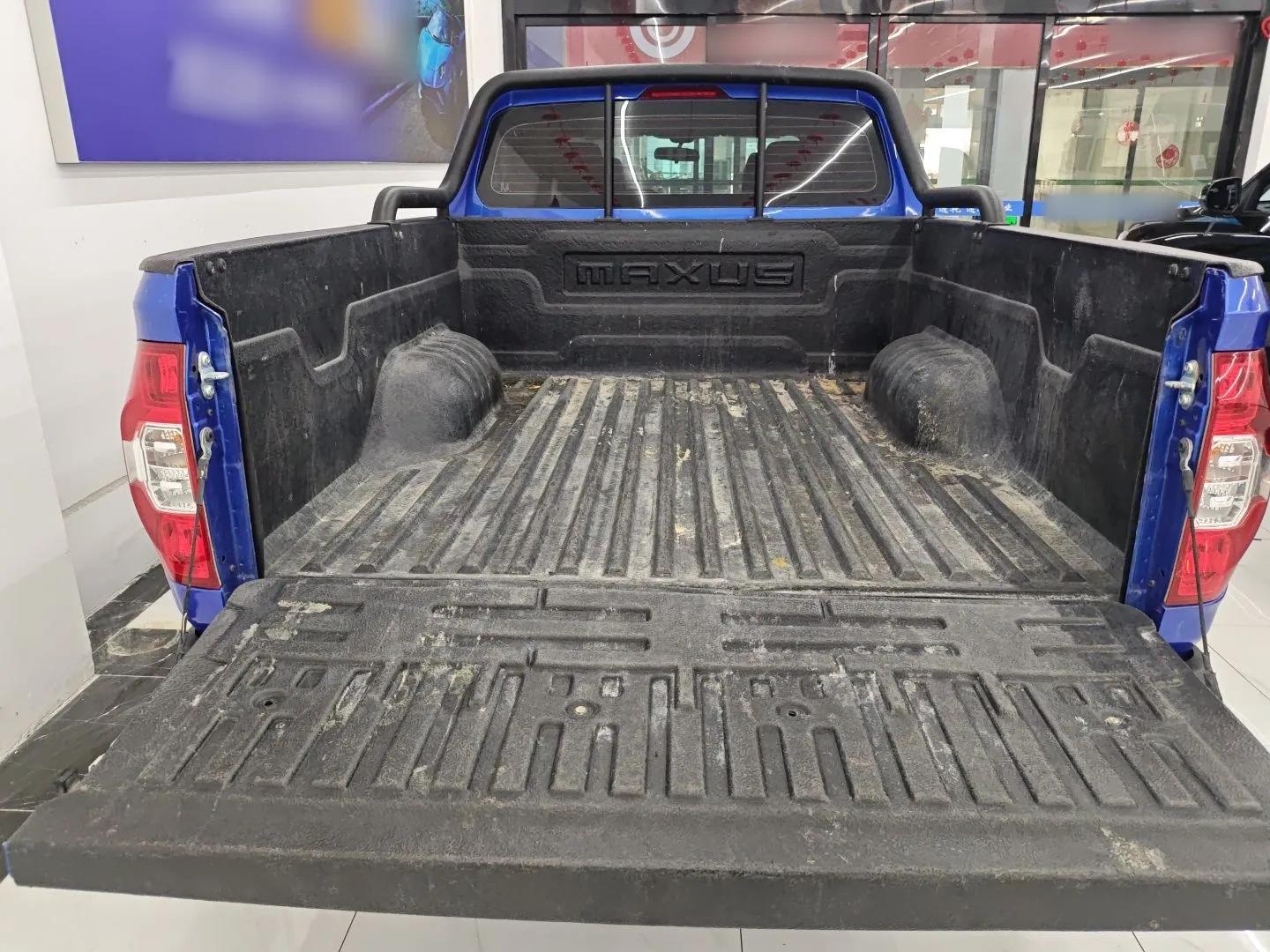 SAIC MAXUS Xingji 2023 Starry L 2.0T Diesel Automatic 2WD Elite Edition Long Bed — миниатюра 22