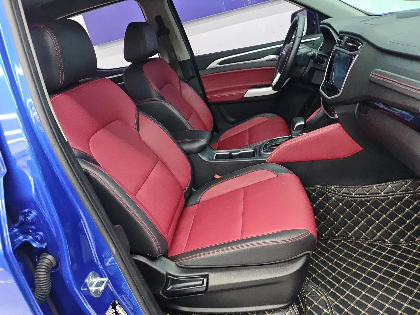 SAIC MAXUS Xingji 2023 Starry L 2.0T Diesel Automatic 2WD Elite Edition Long Bed — миниатюра 23