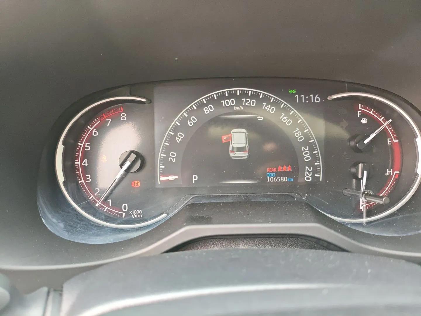 Toyota RAV4 2022 2.0L CVT Two-Wheel Drive Fashion Plus Edition — миниатюра 15