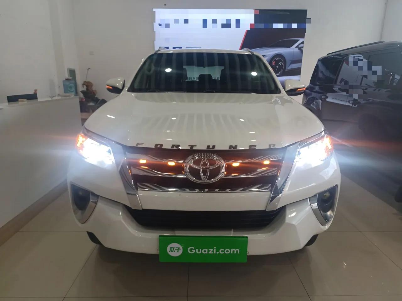 Toyota Fortuner 2016 2.7L Middle East Version — миниатюра 2