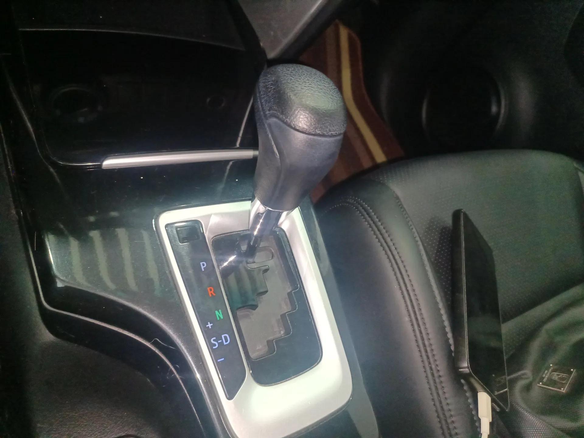 Toyota Fortuner 2016 2.7L Middle East Version — миниатюра 17
