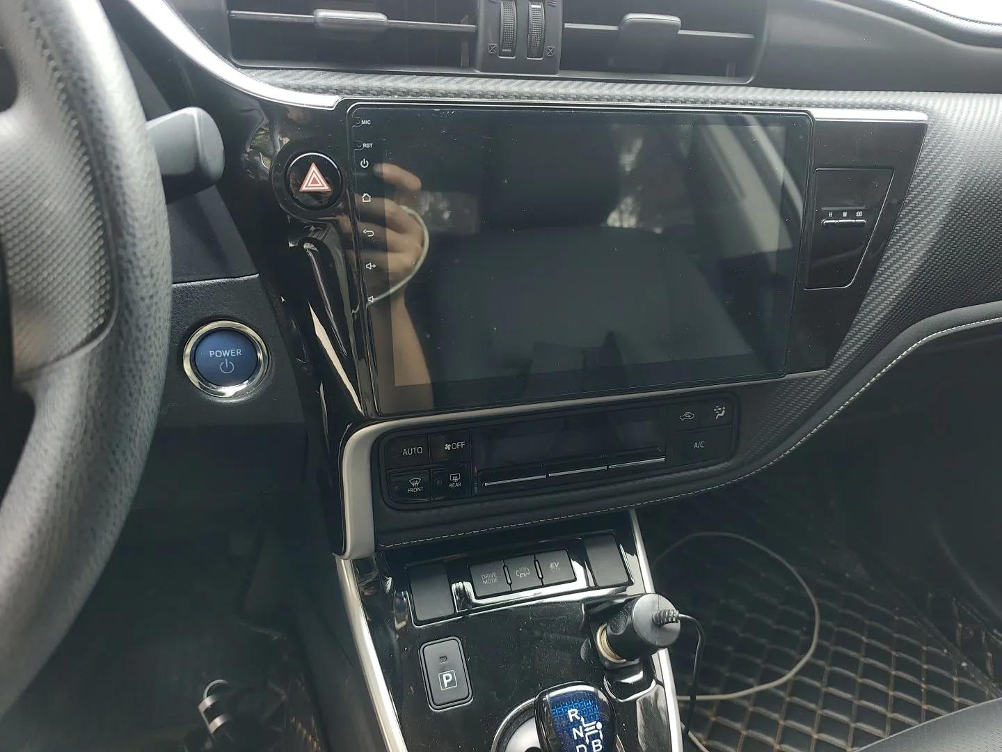 Toyota Levin Hybrid E+ 2019 1.8L PH GS E-CVT Elite Edition — миниатюра 16