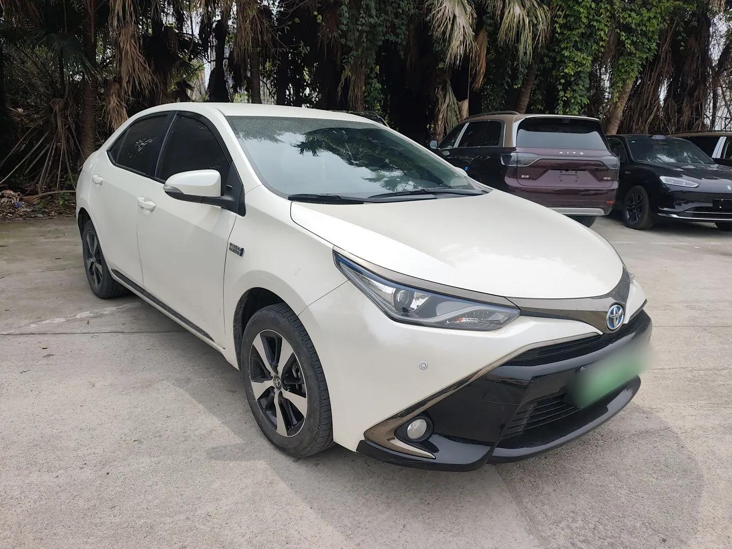 Toyota Levin Hybrid E+ 2019 1.8L PH GS E-CVT Elite Edition — миниатюра 3