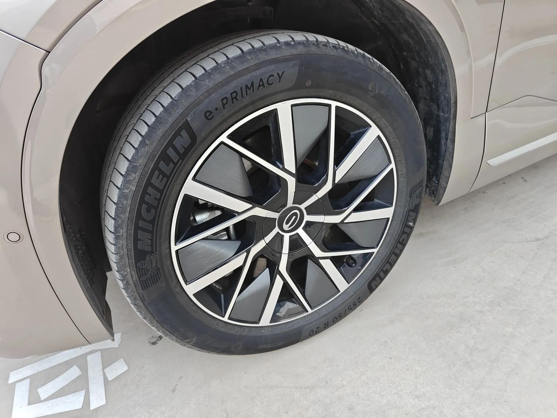 GAC Trumpchi S9 2025 Model Qiankun Ultra 6-Seater — миниатюра 8