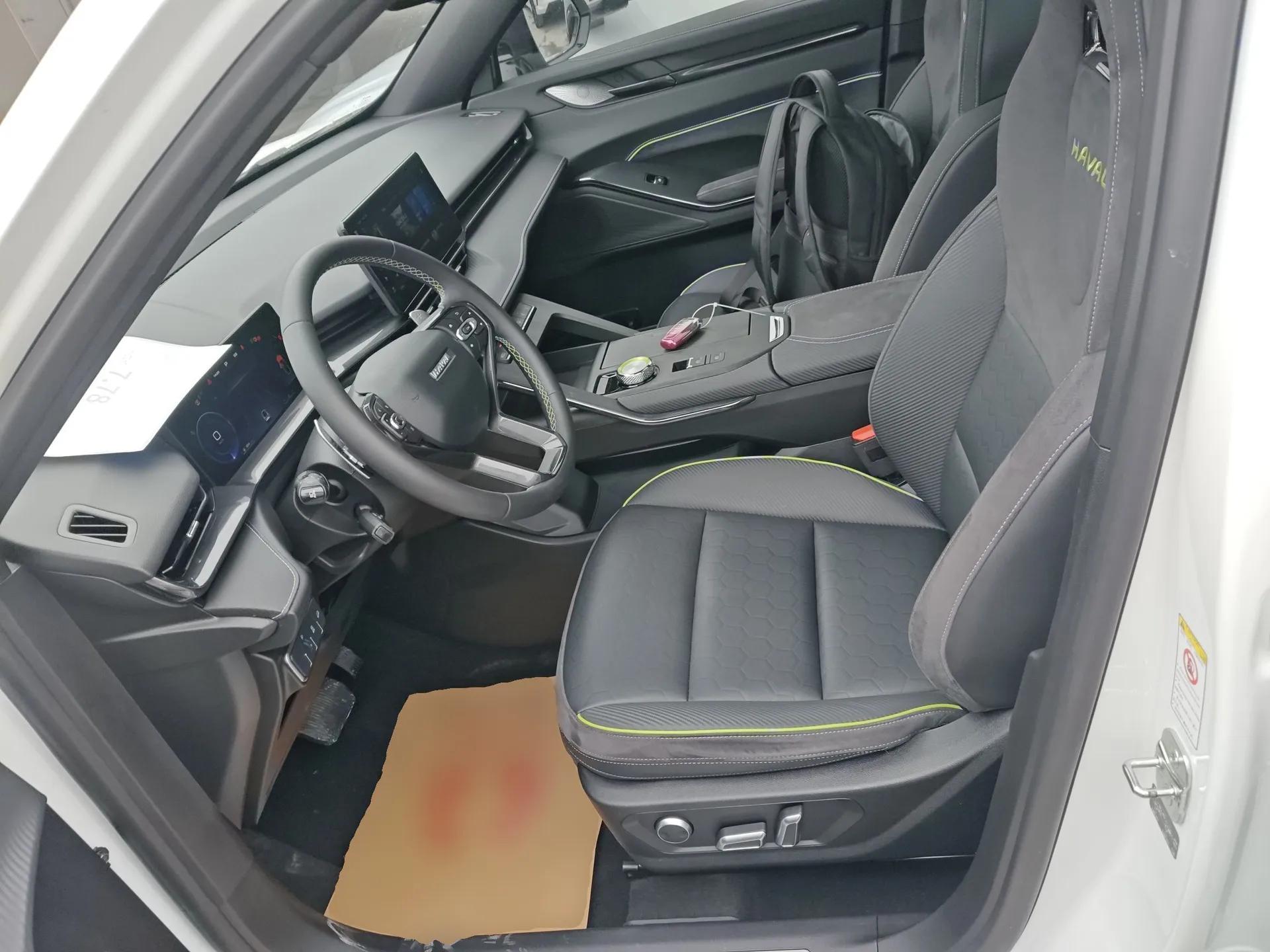Haval H6S 2022 2.0T Two-Wheel Drive ZhiRun Version — миниатюра 18