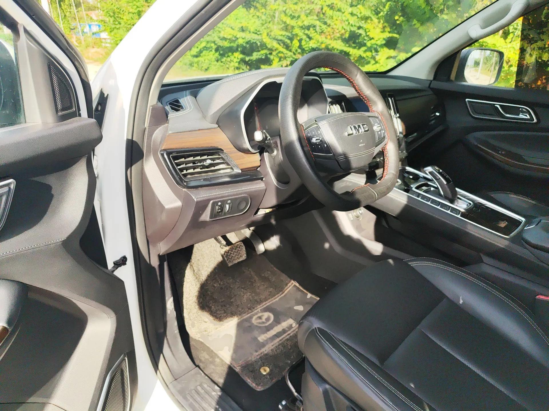 JMC Yuhu 9 2019 2.0T Automatic Gasoline Two-Wheel Drive Comfort Edition — миниатюра 22