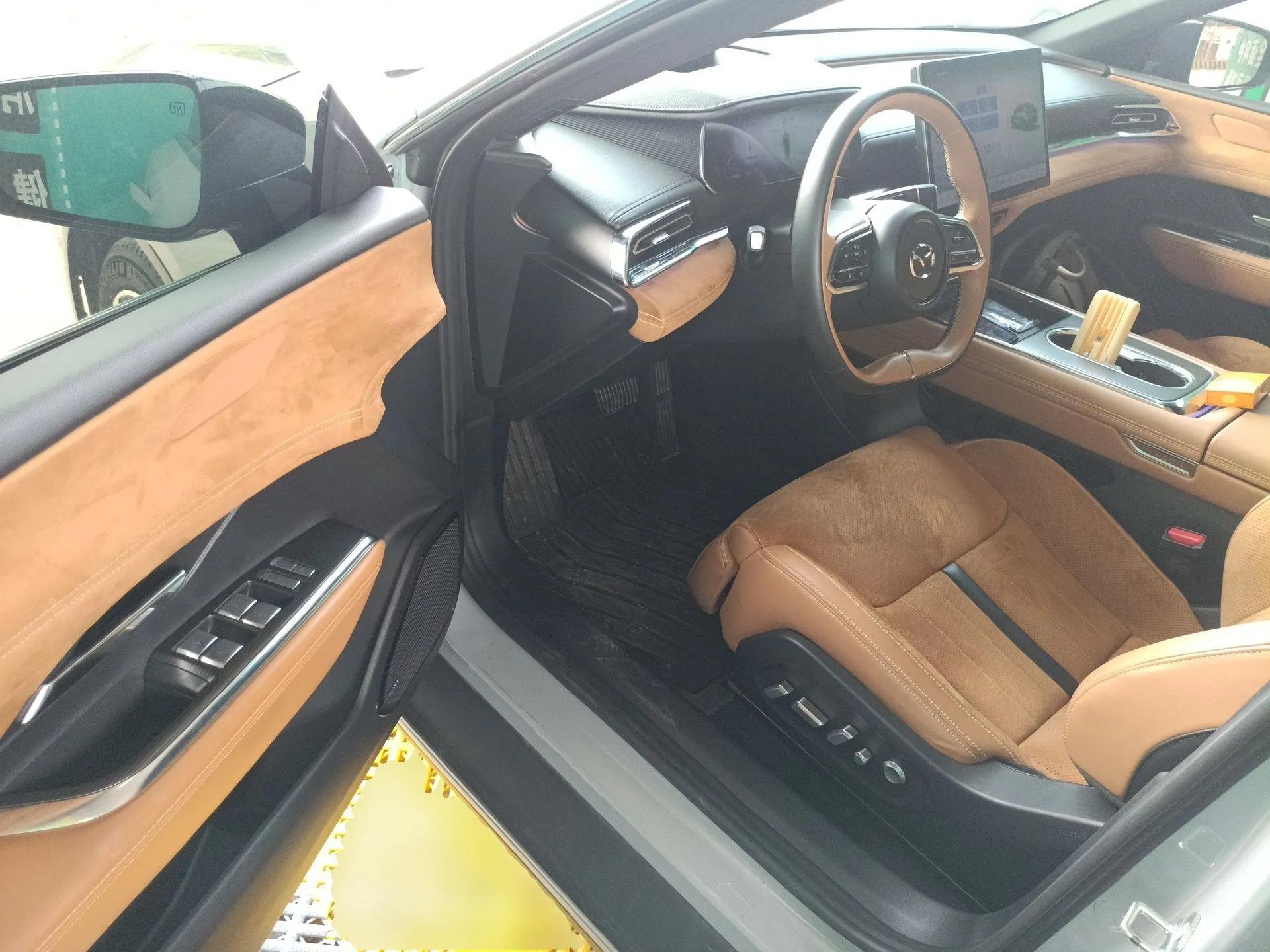 Mazda EZ-6 2024 Pure Electric 600 ZhiZun Edition — миниатюра 19