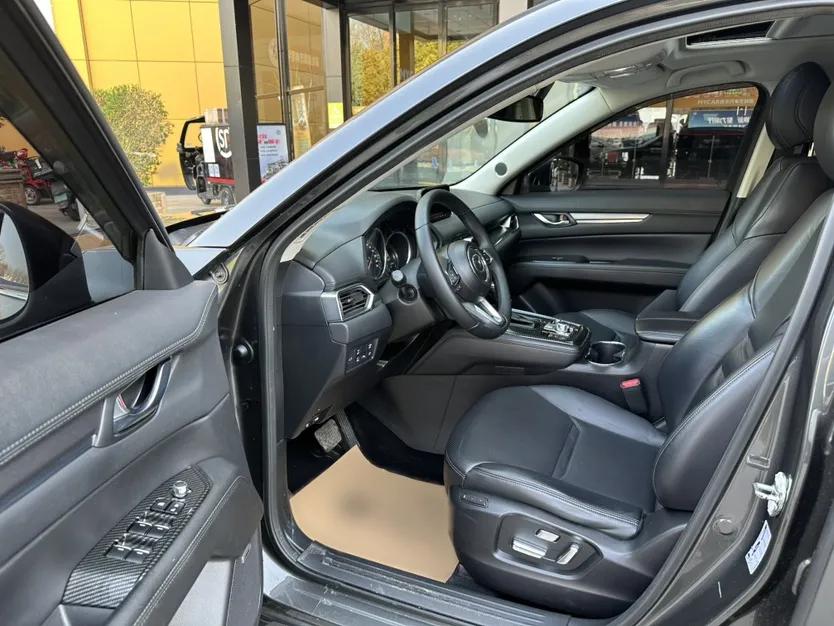 Mazda CX-8 2019 2.5L Four-Wheel Drive Deluxe Edition — миниатюра 17